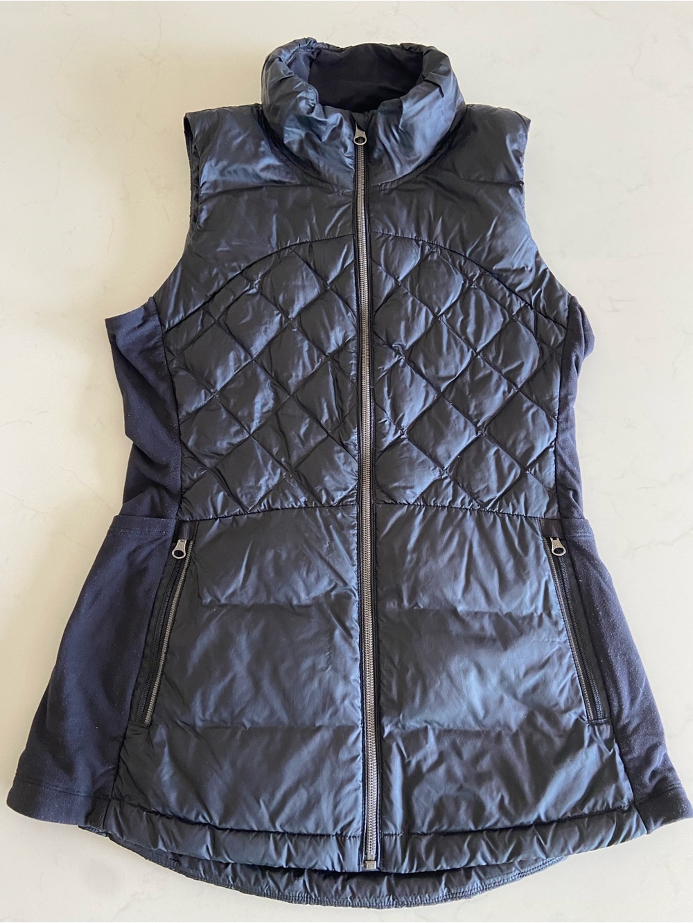 Lululemon Women’s Down for a Run Vest, Black, Size 6